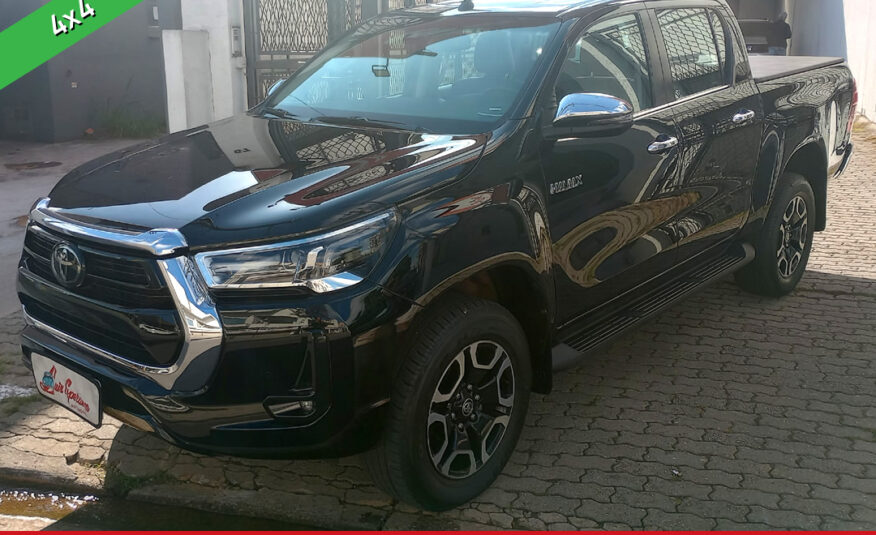 Toyota Hilux CD SRX 4×4 2.8 Turbo Diesel Preto 2021
